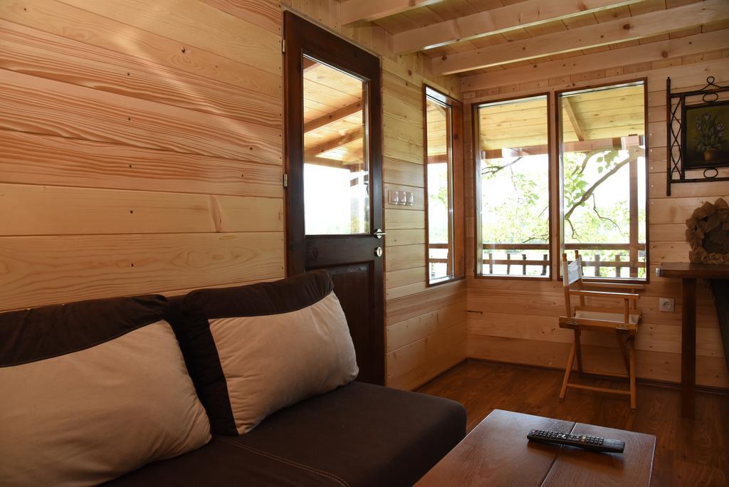 Holiday Home Kucica Na Drvetu Banja Koviljača Buitenkant foto