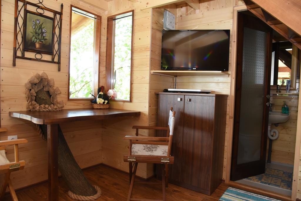 Holiday Home Kucica Na Drvetu Banja Koviljača Buitenkant foto