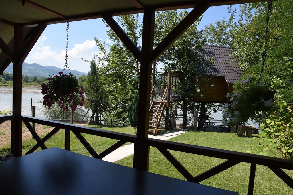 Holiday Home Kucica Na Drvetu Banja Koviljača Buitenkant foto
